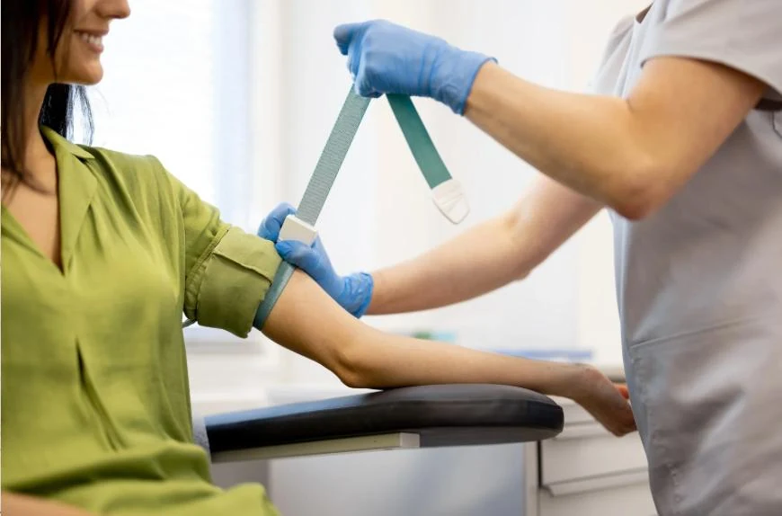 Coleta de sangue para exames laboratoriais